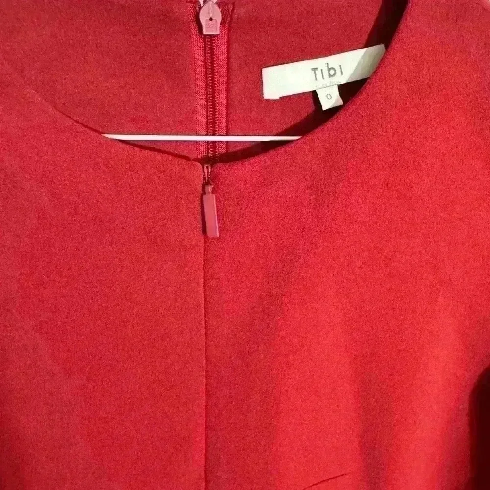 - Tibi - Crepe Bell-Sleeve Dress - Size 0 d17 - Picture 4 of 6